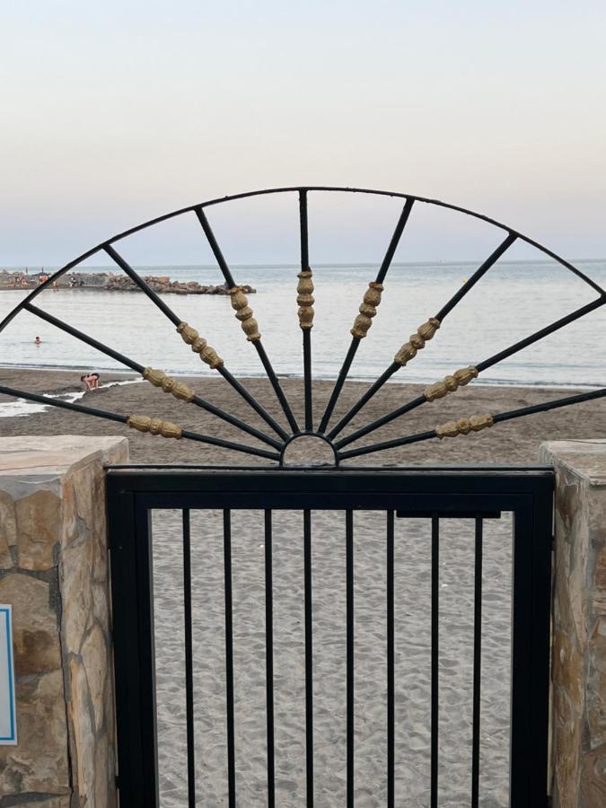 Playa Cristo Amazing Beach Terrace Appartment إِستيبونا المظهر الخارجي الصورة