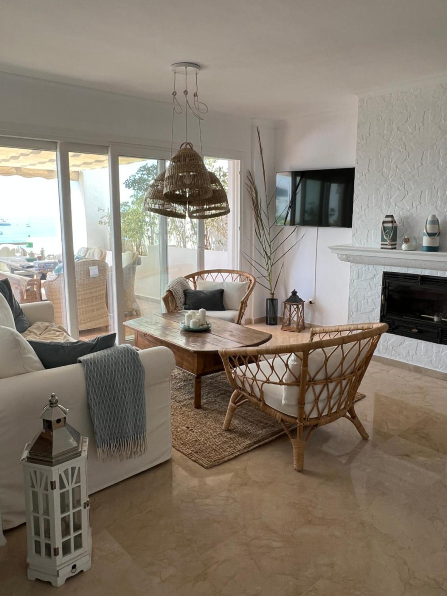 Playa Cristo Amazing Beach Terrace Appartment إِستيبونا المظهر الخارجي الصورة